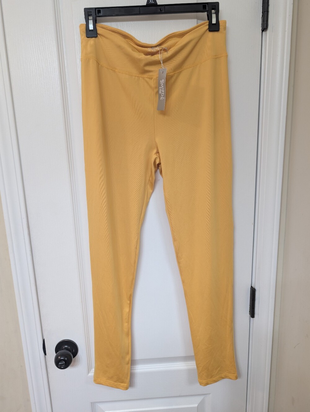 Swank A Posh Women's High-Rise Mustard Yellow Leggings